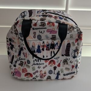 Taylor Swift Insulated Square Lightweight Lunchbox